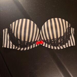 34C Victoria Secret Very Sexy Multi way strapless water bra